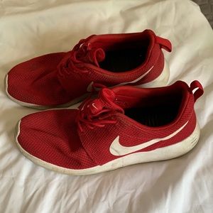 Nike Mens Roshe G